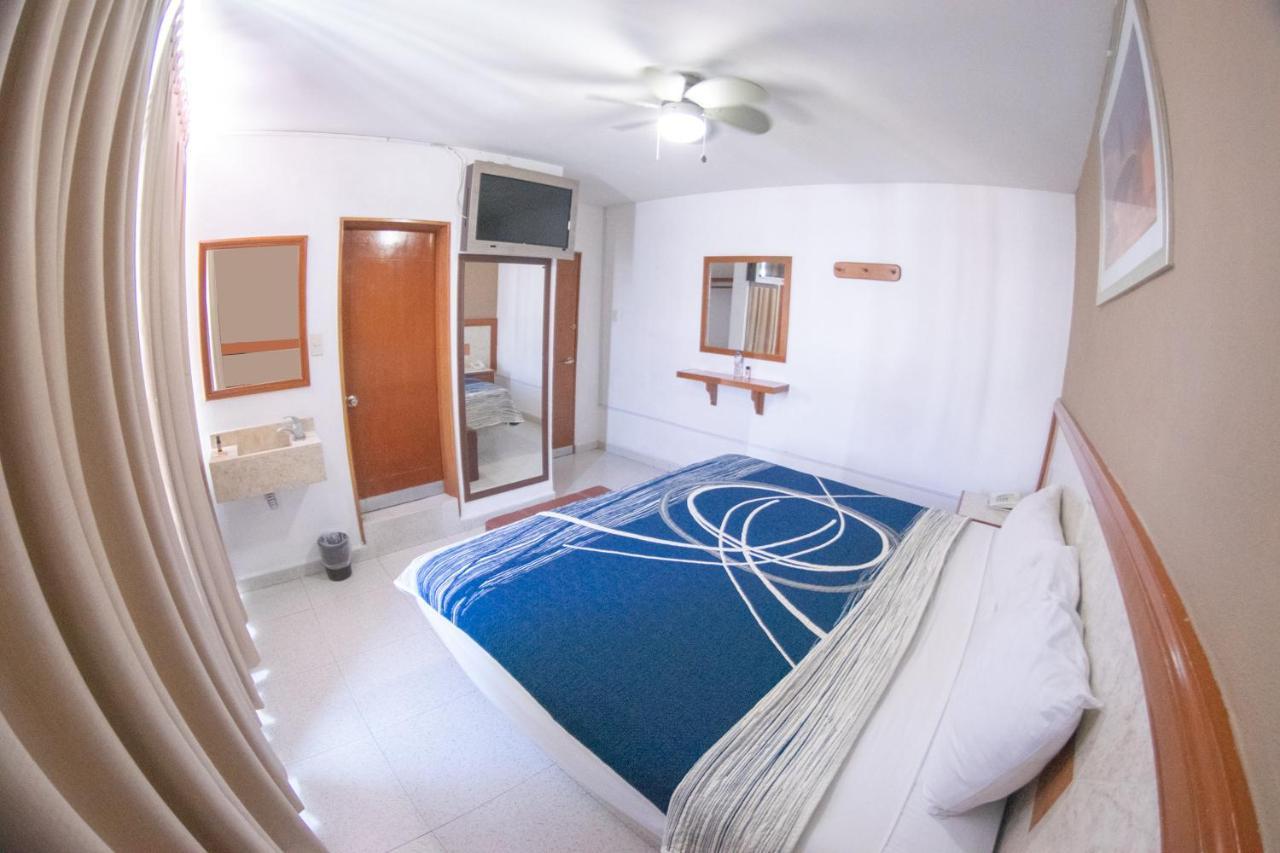 Hotel Niza Zona Piel ليون المظهر الخارجي الصورة