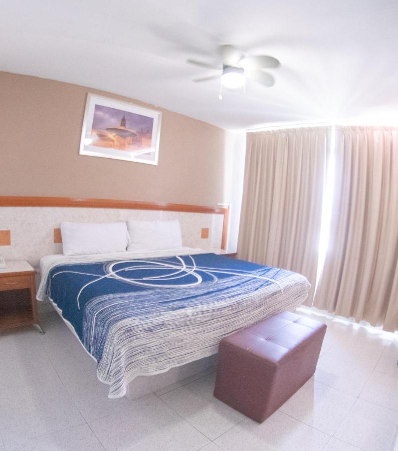 Hotel Niza Zona Piel ليون المظهر الخارجي الصورة